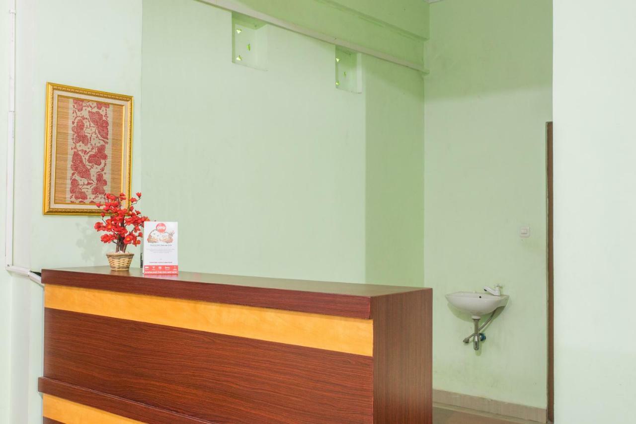 Oyo 1419 Rhona Guest House Syariah Yogyakarta Extérieur photo