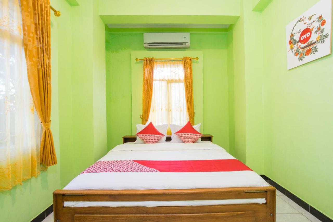 Oyo 1419 Rhona Guest House Syariah Yogyakarta Extérieur photo